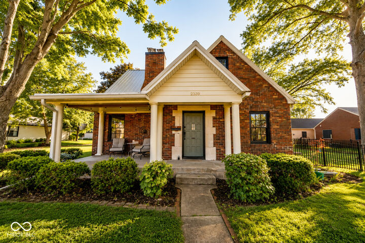 Property Photo:  2339 Lafayette Avenue  IN 47201 