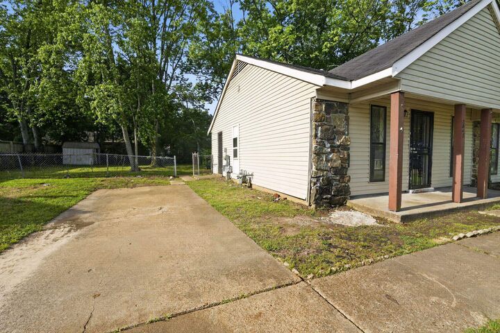 Property Photo:  3843 Alex Cv  TN 38128 