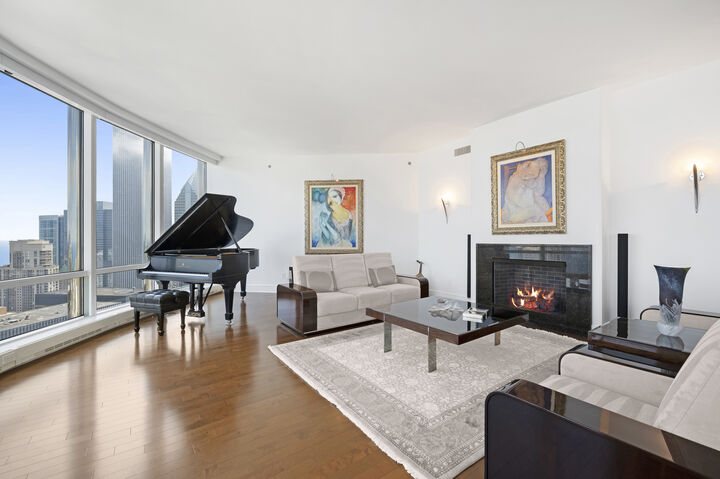 Property Photo:  401 N Wabash Avenue 44A  IL 60611 