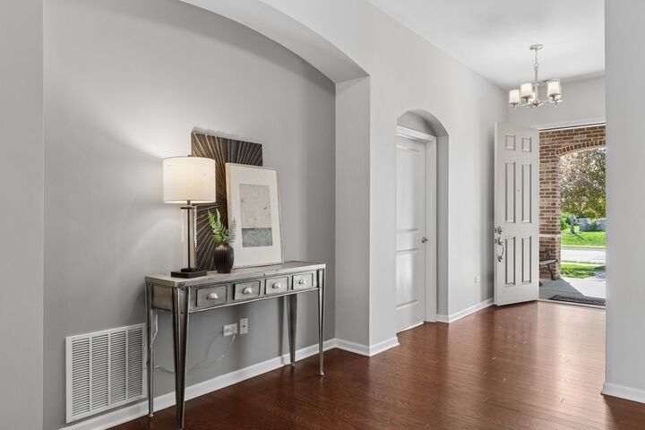 Property Photo:  2682 Avondale Circle  IL 60564 