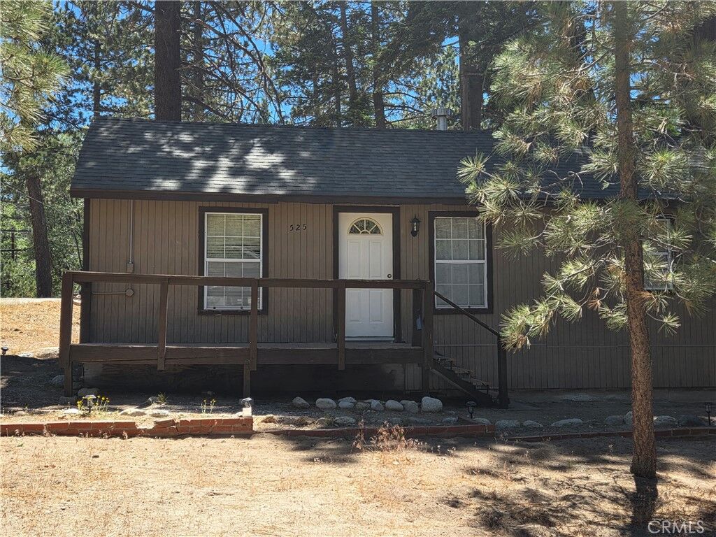 Property Photo:  525 Yukon  CA 92341 