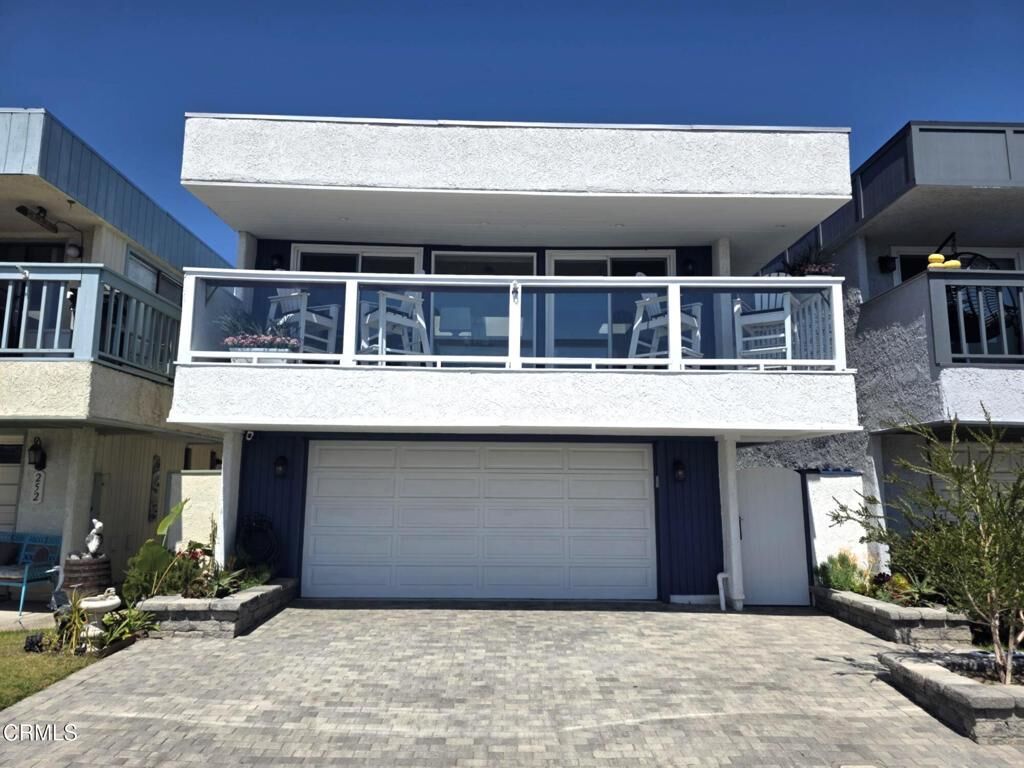 Property Photo: 258 Whitecap Court CA 93041