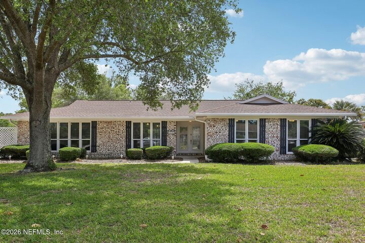 Property Photo:  332 Dillon Drive  FL 32073 