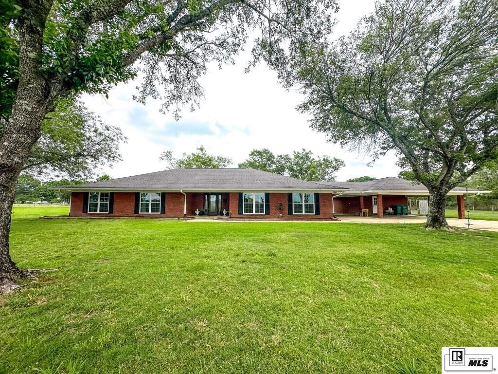 Property Photo:  869 McCaleb Road  LA 71295 
