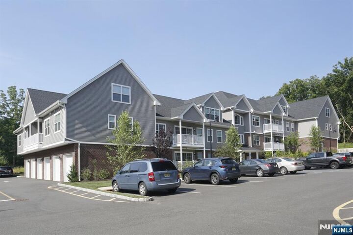 Property Photo:  2-48 Grove Avenue 16  NJ 07009 