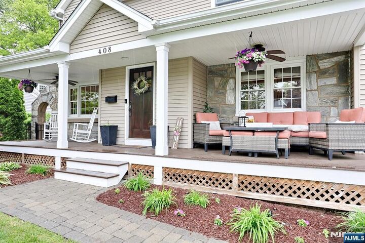 Property Photo:  408 Bergen Boulevard  NJ 07649 