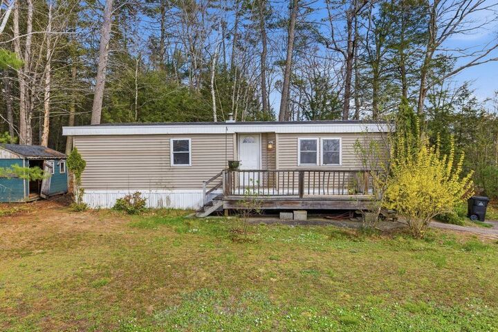 Property Photo:  211 Emerald Drive  NH 03825 