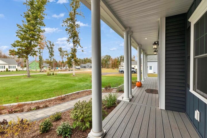 Property Photo:  17 Eagle Perch Drive  NH 03303 