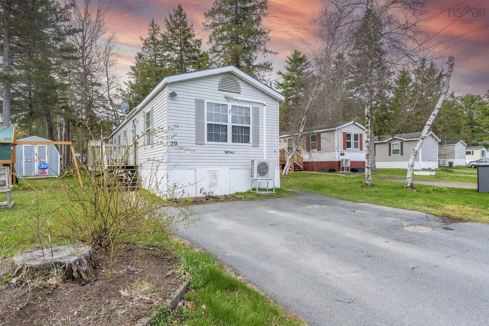 Property Photo:  20 Maple Leaf Drive  NS B4N 5L2 