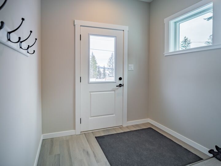 Property Photo: 2255 McTavish Road B BC V0E 3E1
