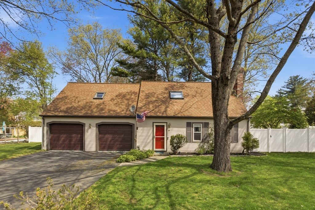 Property Photo: 19 Mockingbird Ln MA 01754