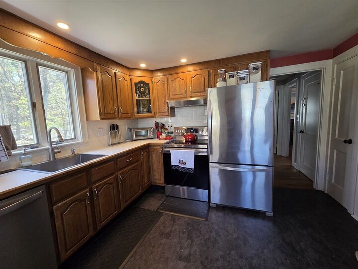 Property Photo: 10 Marion St MA 01887