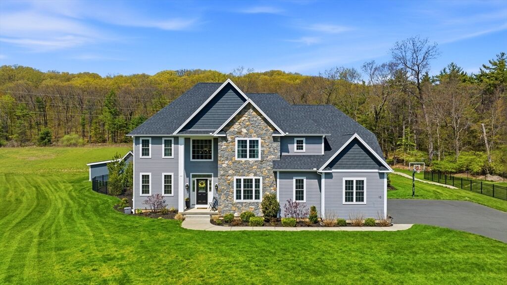 Property Photo:  10 Fitch Farm Way  MA 01073 