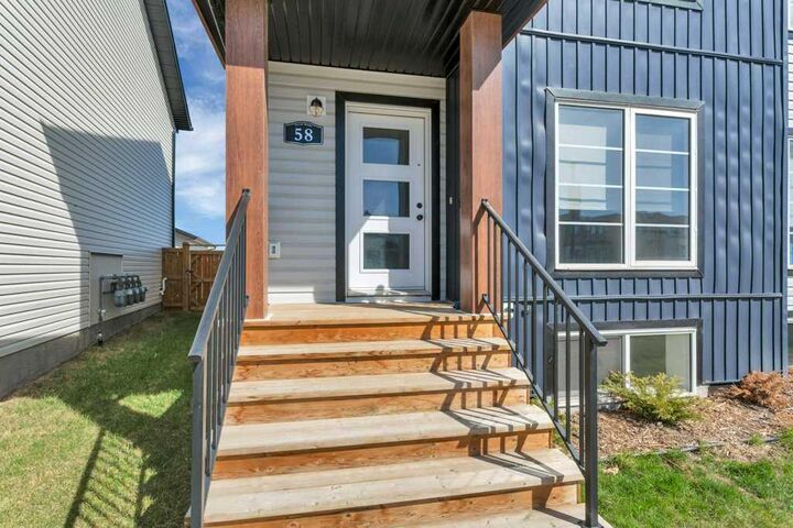Property Photo:  58 Lake Street  AB T4E 3C9 
