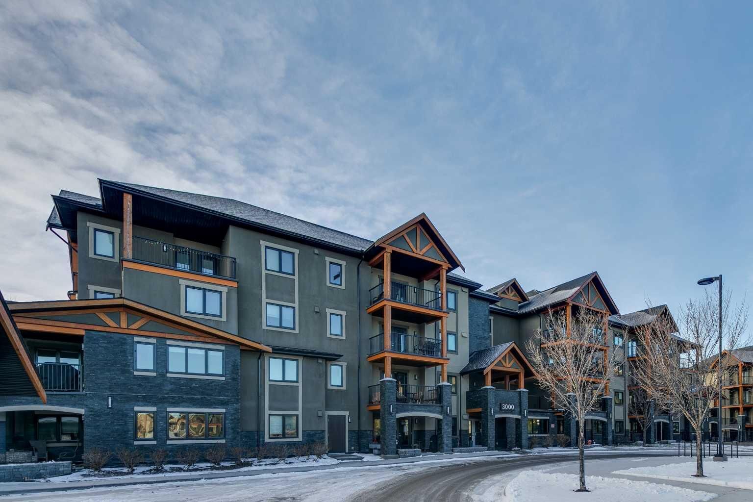 Property Photo:  402 Kincora Glen Road NW 3203  AB T3R 0V2 
