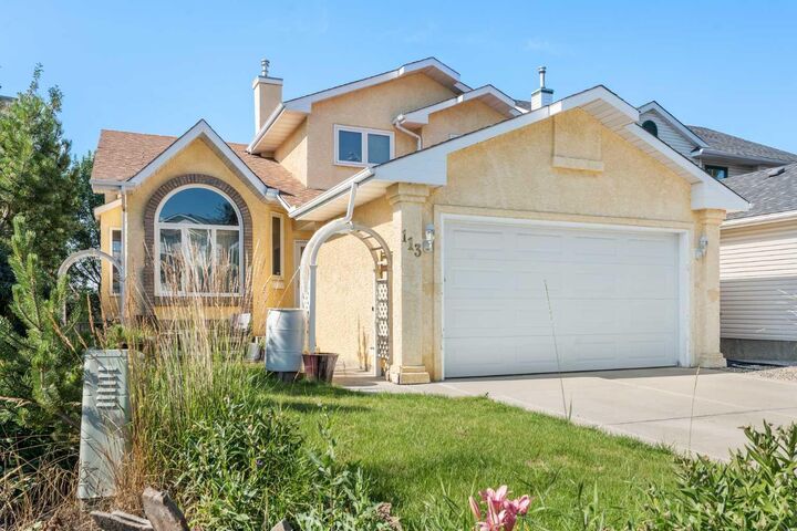 Property Photo: 113 Sierra Vista Terrace SW AB T3H 3C4