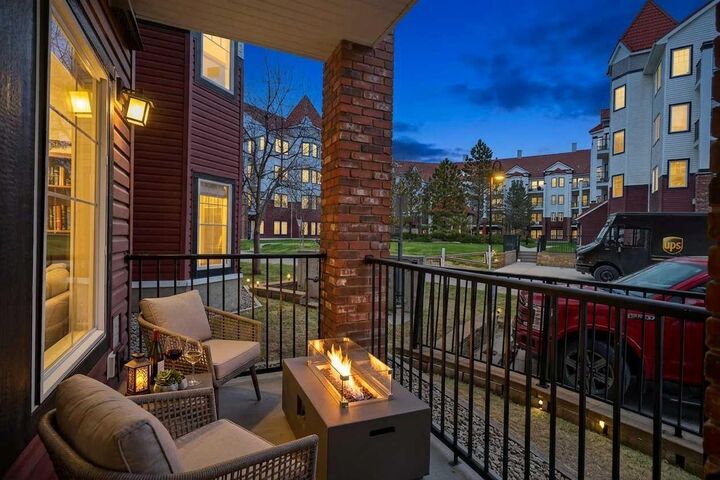 Property Photo:  60 Royal Oak Plaza NW 104  AB T3G 0A7 