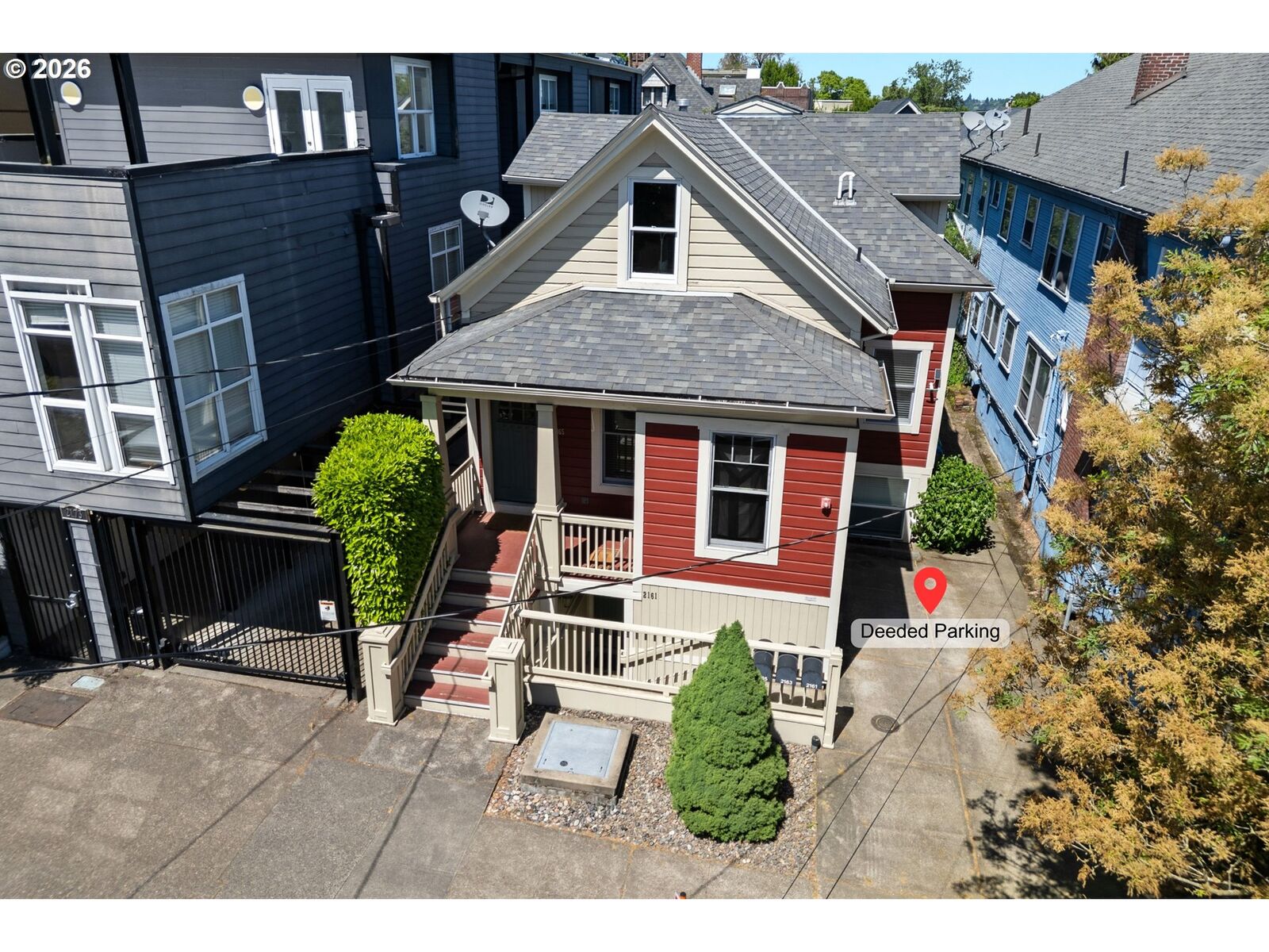 Property Photo: 2165 NW Everett St OR 97210