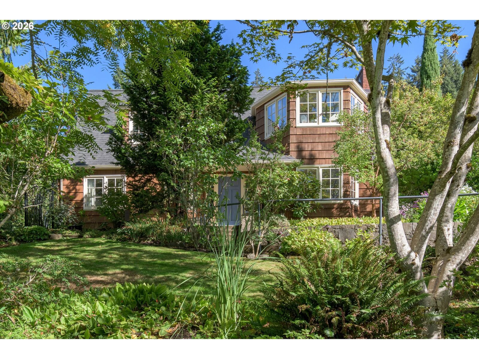 Property Photo:  1669 Fairmount Blvd  OR 97403 