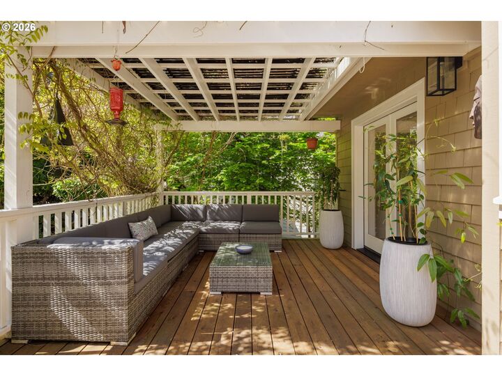 Property Photo:  1797 Craigmont Ave  OR 97405 