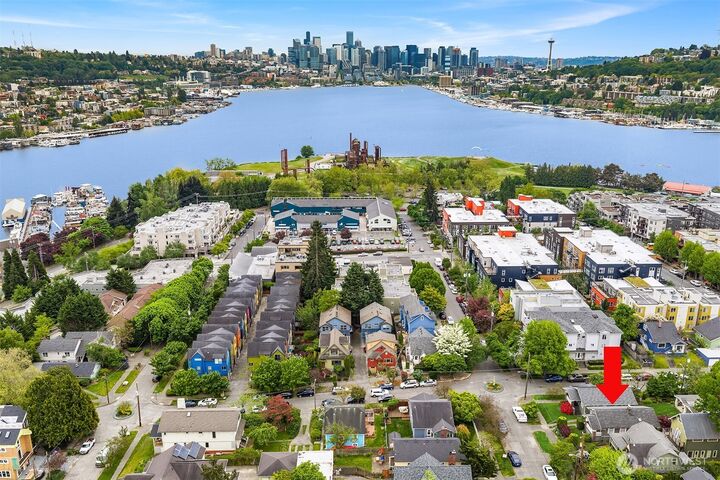 Property Photo:  3505  Burke Avenue N  WA 98103 