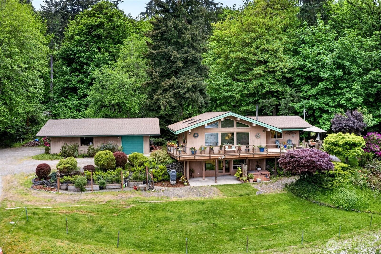 Property Photo:  10427  Sunrise Beach Drive NW  WA 98332 