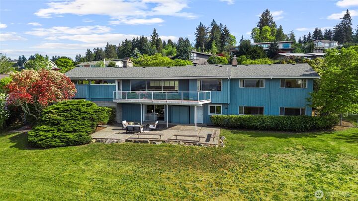 Property Photo:  14508 SE 50th Street  WA 98006 