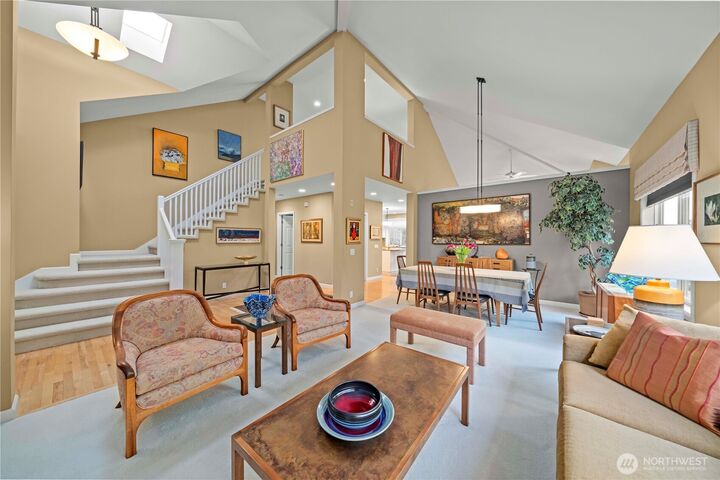 Property Photo:  102  8th Lane 102  WA 98033 