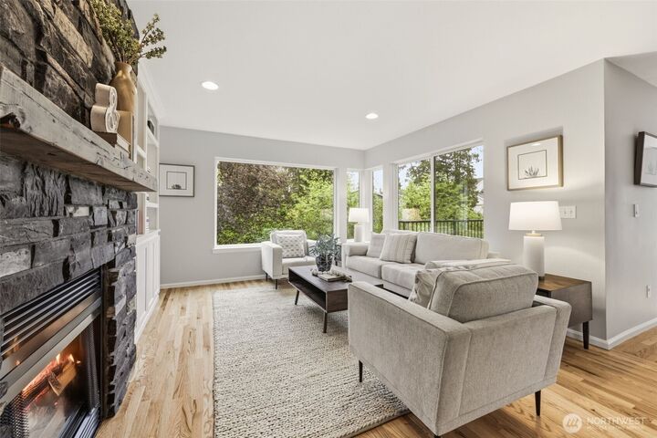 Property Photo:  4011 SW Webster Street  WA 98136 