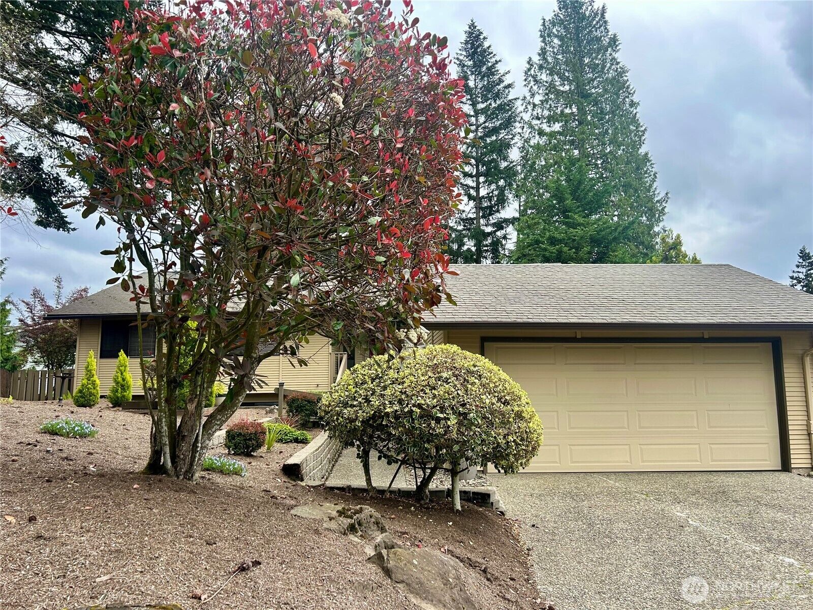 Property Photo:  1510  184th Avenue NE  WA 98008 