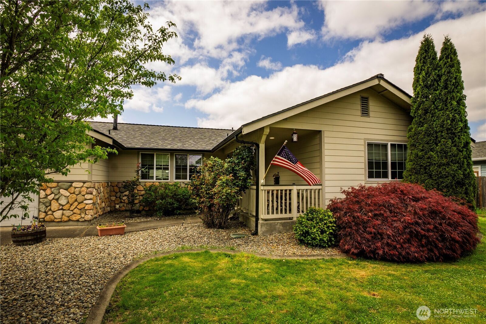 Property Photo:  10001  Beth Court SE  WA 98597 