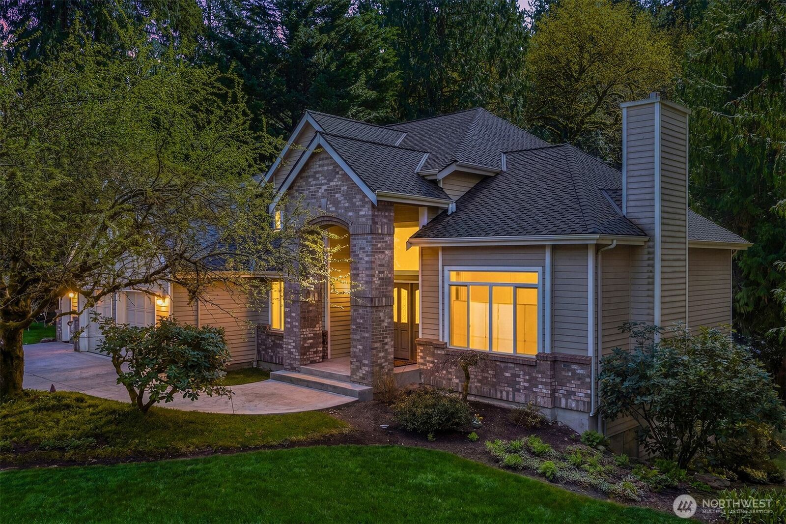 Property Photo:  21641 SE 249th Street  WA 98038 