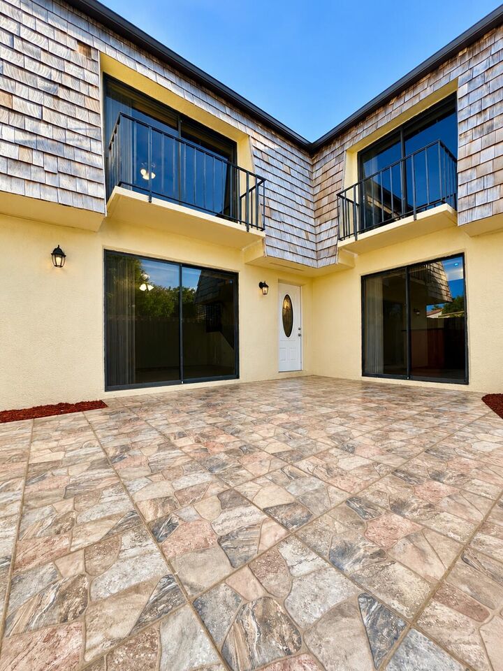 Property Photo: 331 Lake Arbor Drive FL 33461