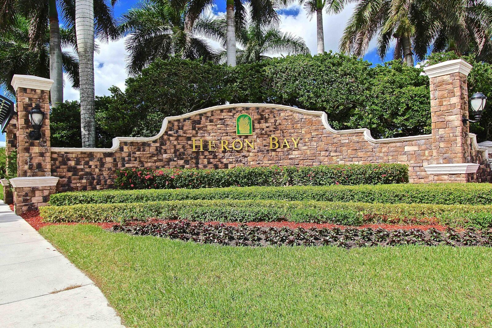 Property Photo: 6246 NW 125th Avenue FL 33076
