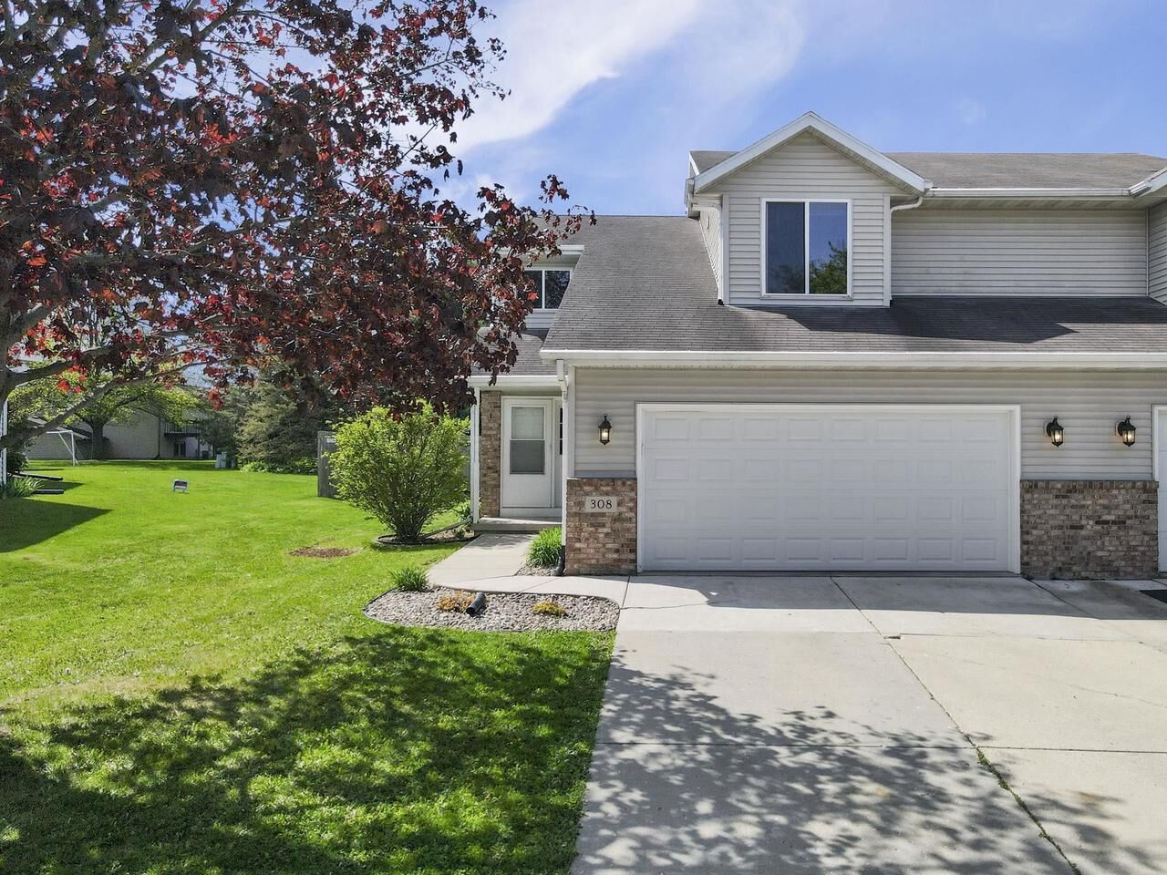 Property Photo:  308 W Clover Lane  WI 53527 