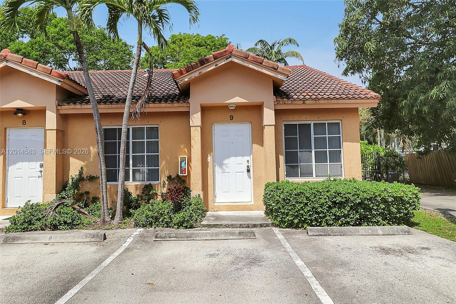 Property Photo:  117 SE 3rd Ave 9  FL 33009 