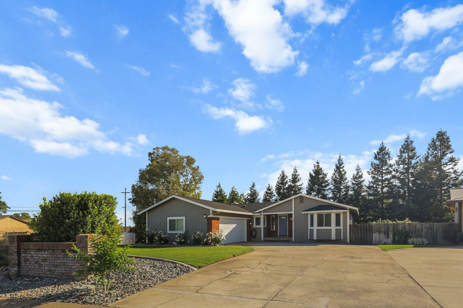 Property Photo:  1996 Mary Lake Drive  CA 96001 
