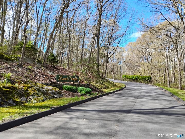 Property Photo:  2 Laurel Drive  CT 06441 