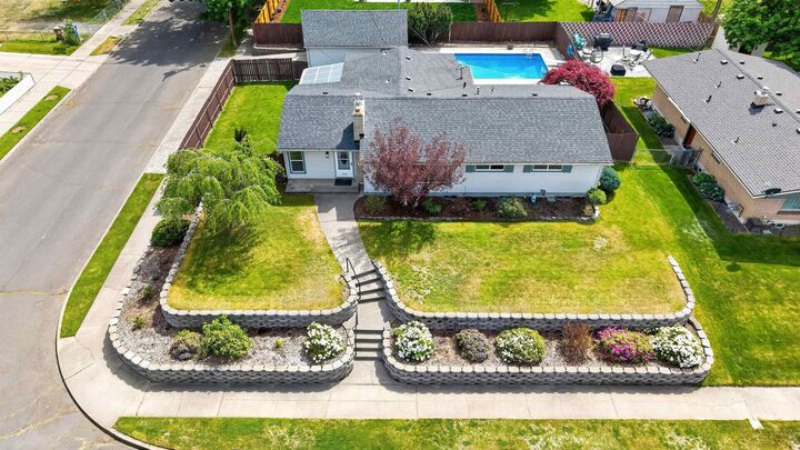 Property Photo:  3105 W Eloika Ave  WA 99205 