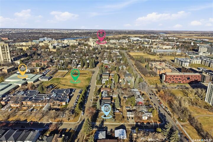 Property Photo:  1401 Colony Street  SK S7N 0S8 