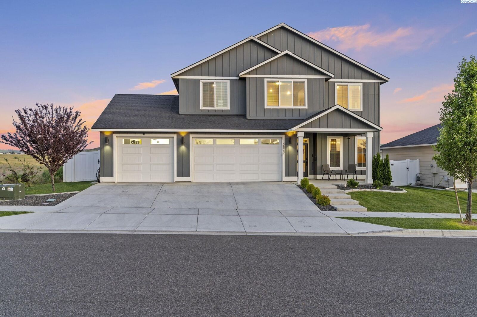 Property Photo:  4523 Village View St.  WA 99352 