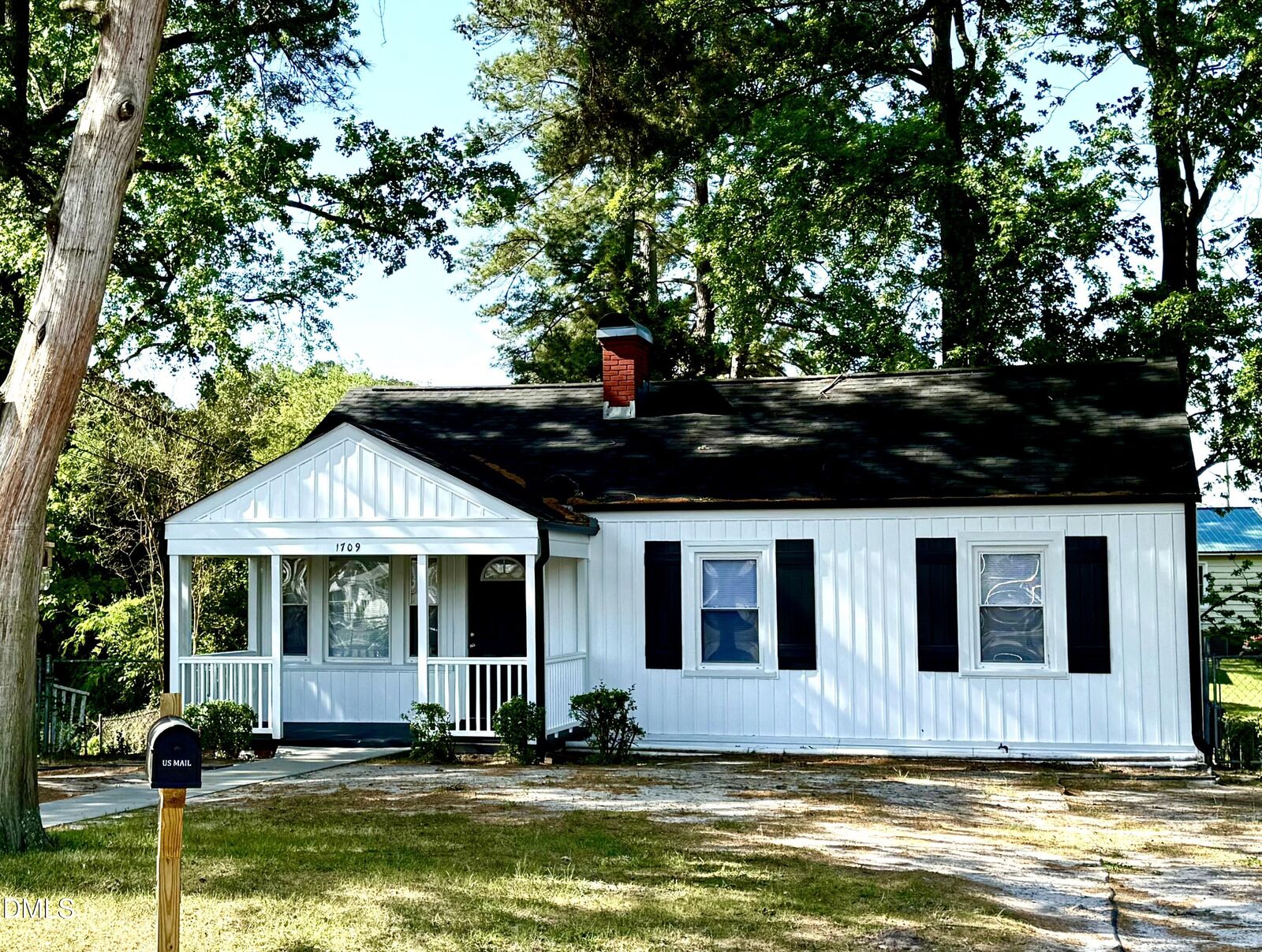 Property Photo:  1709 Lincoln Drive  NC 27834 