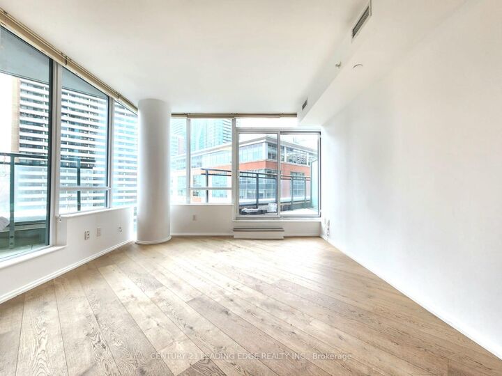 Photo de la propriété:  45 Charles Street E 701  ON M4Y 1S2 