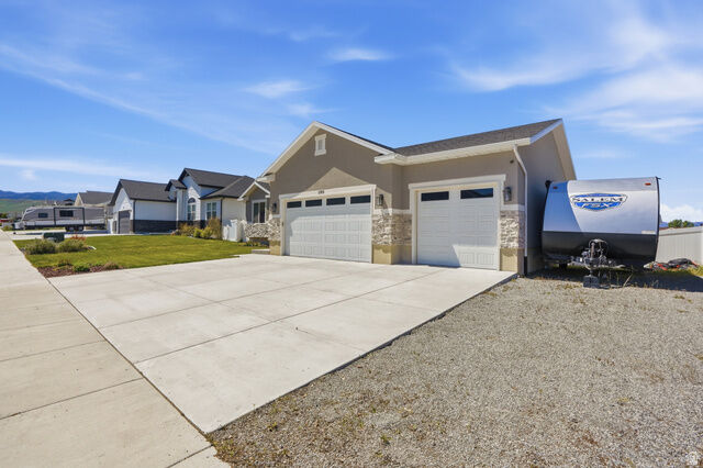 Property Photo:  1195 N 640 E  UT 84074 