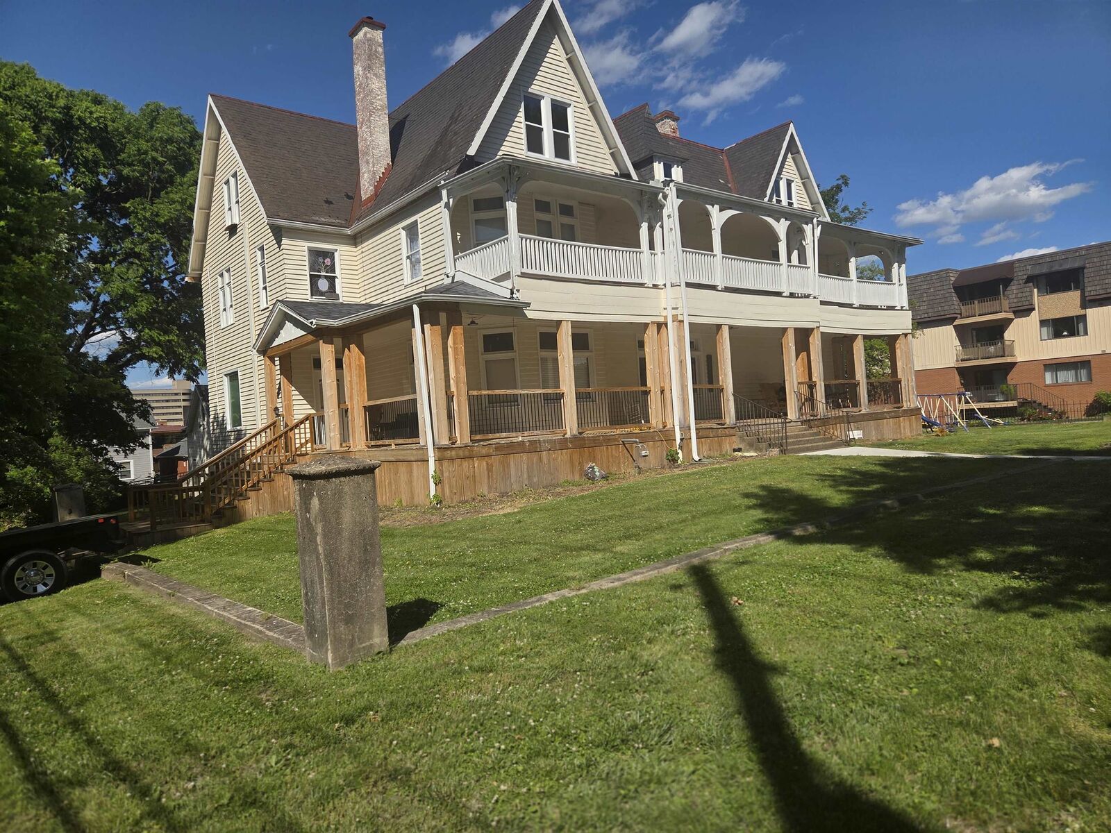 Property Photo:  1401 Bath Avenue  KY 41101 