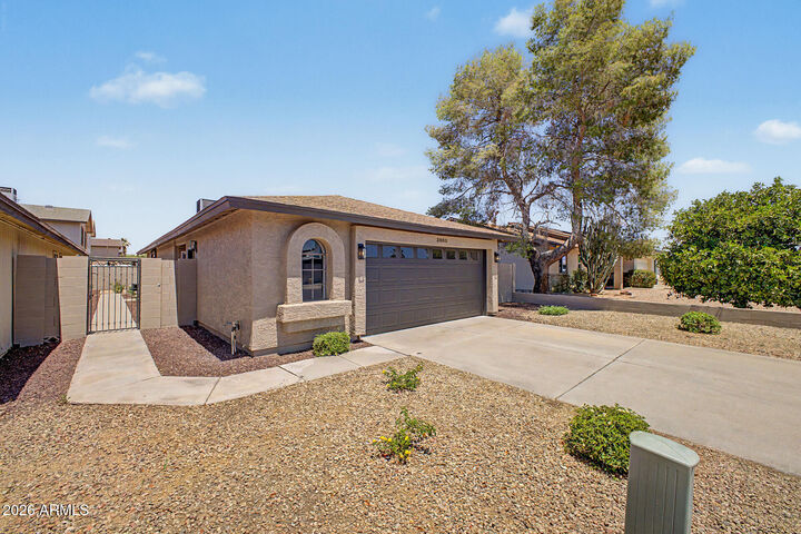 Property Photo:  3660 W Bluefield Avenue  AZ 85308 