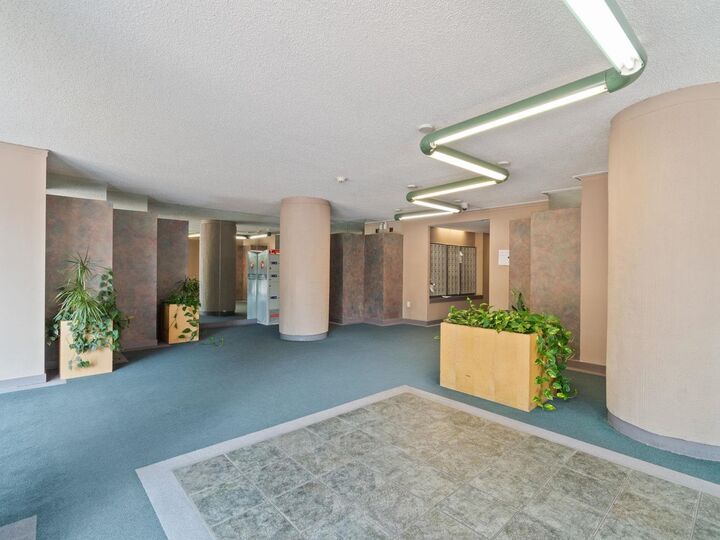 Property Photo:  1026 Queens Avenue 204  BC V3M 6B2 