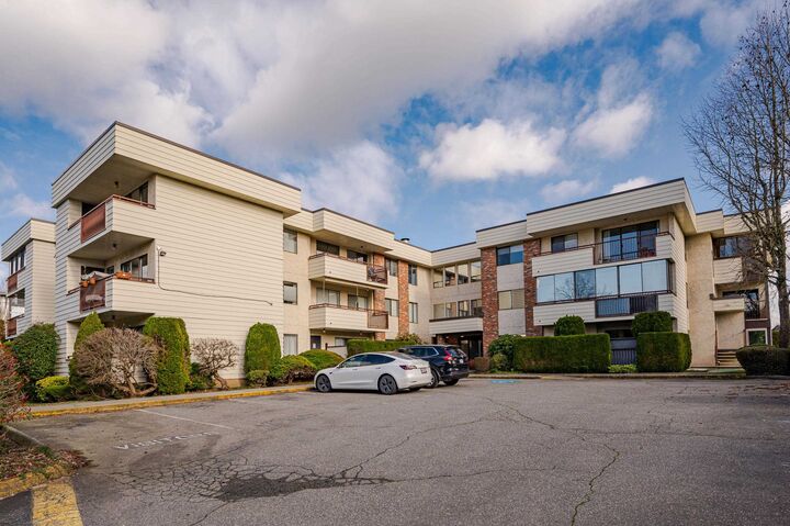 Property Photo:  32885 George Ferguson Way 208  BC V2S 7X1 