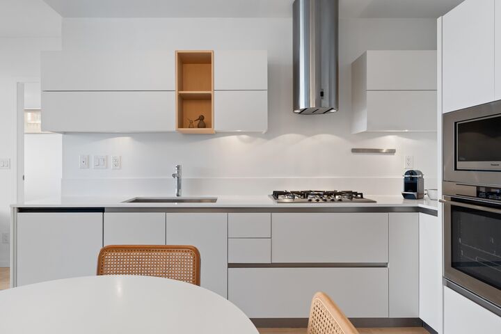133 E 8th Avenue 206 — photo 1