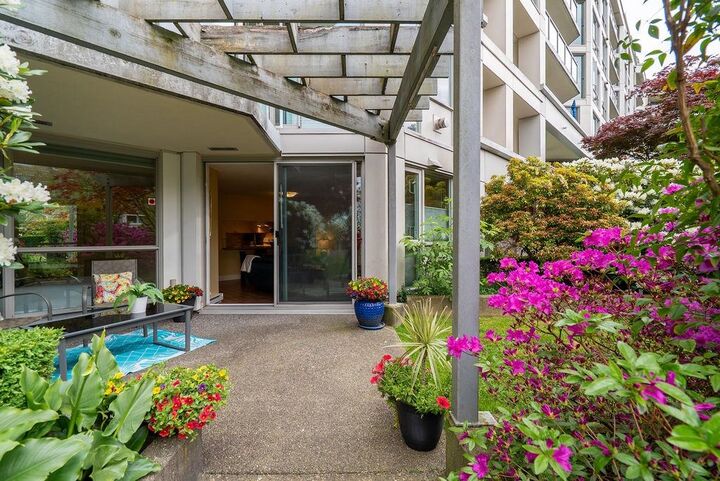 Property Photo:  5860 Dover Crescent 106  BC V7C 5S6 